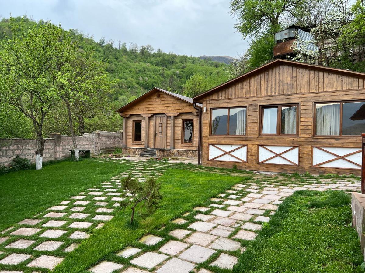Balkonchik Guesthouse Dilijan Esterno foto